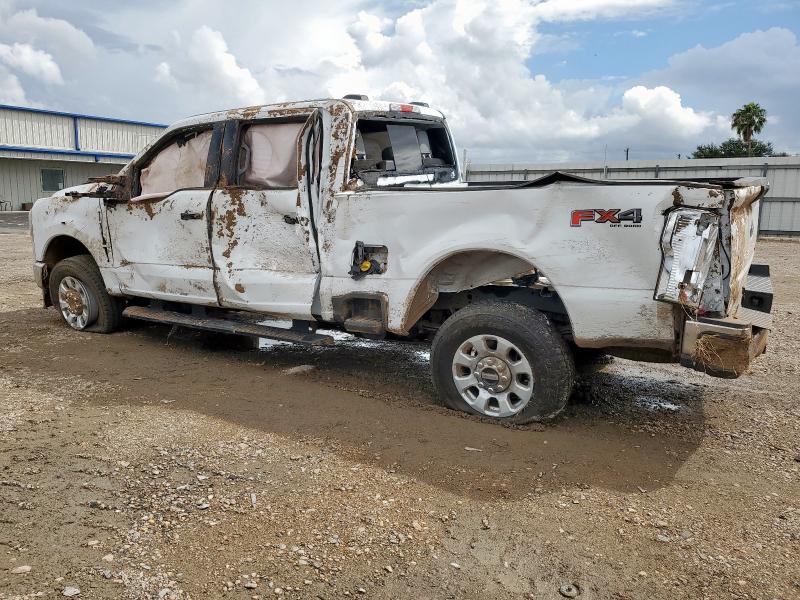 1FT7W2BA5REF89903 - 2024 FORD F250 SUPER DUTY WHITE photo 2