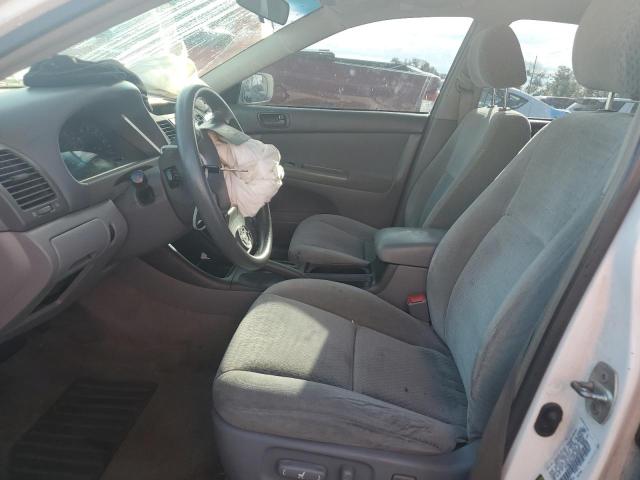 4T1BE32K24U305083 - 2004 TOYOTA CAMRY LE WHITE photo 7