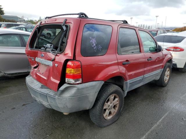 1FMYU93185KE08222 - 2005 FORD ESCAPE XLT BURGUNDY photo 3