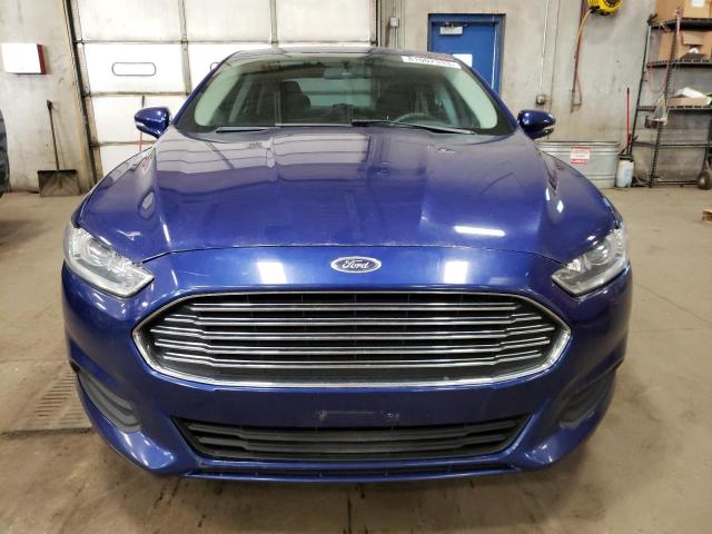 3FA6P0H75GR306697 - 2016 FORD FUSION SE BLUE photo 5