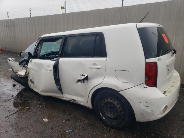 JTLZE4FE9A1102867 - 2010 TOYOTA SCION XB WHITE photo 2