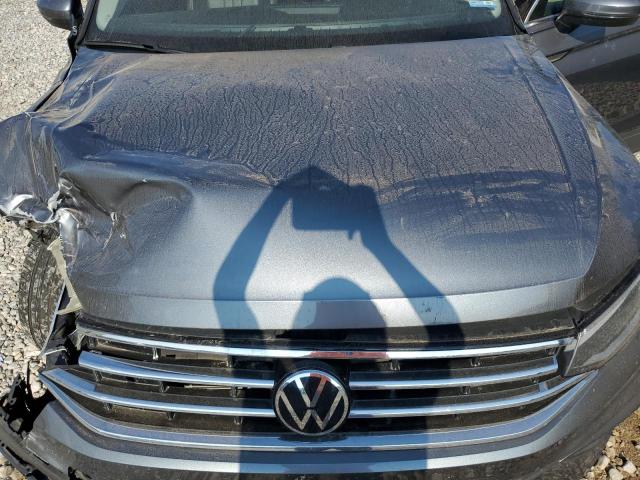 3VV3B7AX4NM152025 - 2022 VOLKSWAGEN TIGUAN SE Gris foto 12
