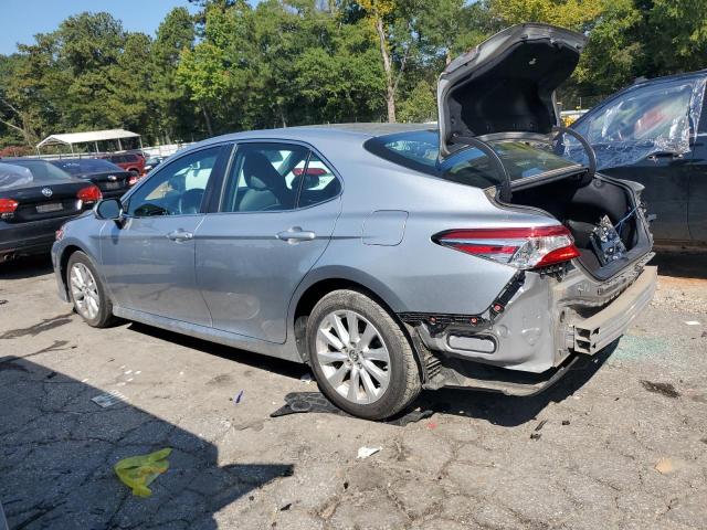 4T1B11HK2JU052740 - 2018 TOYOTA CAMRY L 银色 照片 2