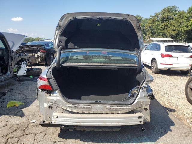 4T1B11HK2JU052740 - 2018 TOYOTA CAMRY L 银色 照片 6