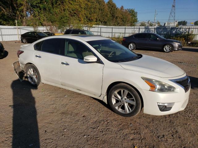 1N4AL3AP1FN373669 - 2015 NISSAN ALTIMA 2.5 Weiß Foto 4