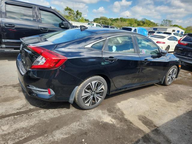 JHMFC1F31JX017275 - 2018 HONDA CIVIC EX BLACK photo 3