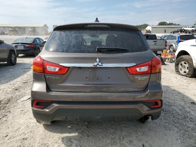 JA4AP3AU5JU006061 - 2018 MITSUBISHI OUTLANDER ES Boz foto 6