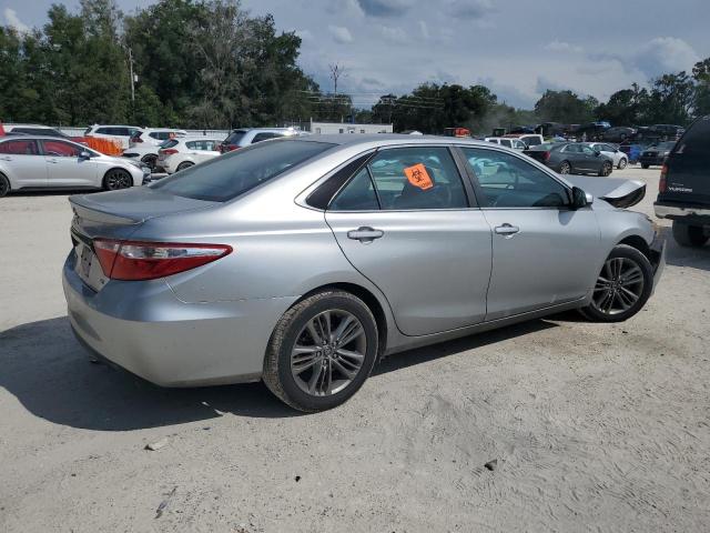 4T1BF1FK3HU291390 - 2017 TOYOTA CAMRY LE SILVER photo 3