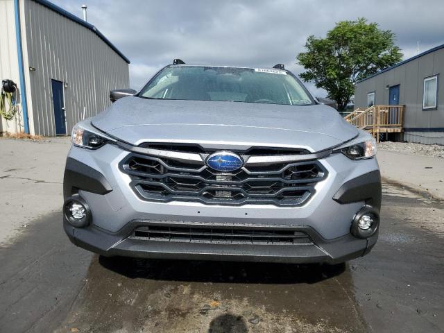 JF2GUHDC0SH289716 - 2025 SUBARU CROSSTREK PREMIUM SILVER photo 5