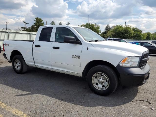 1C6RR7FG6JS281891 - 2018 RAM 1500 ST WHITE photo 4