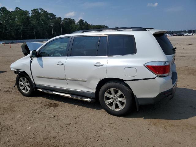 5TDZK3EH0CS071573 - 2012 TOYOTA HIGHLANDER BASE Белый фото 2