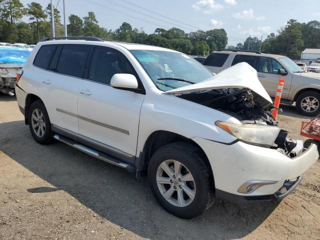 5TDZK3EH0CS071573 - 2012 TOYOTA HIGHLANDER BASE Белый фото 4