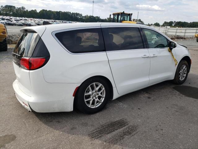 2C4RC1CG7NR218687 - 2022 CHRYSLER VOYAGER LX WHITE photo 3