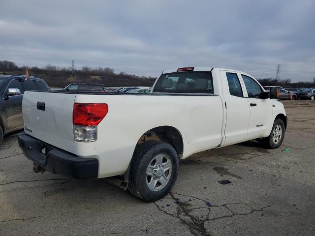 5TFCW5F10AX010173 - 2010 TOYOTA TUNDRA DOUBLE CAB SR5 WHITE photo 3