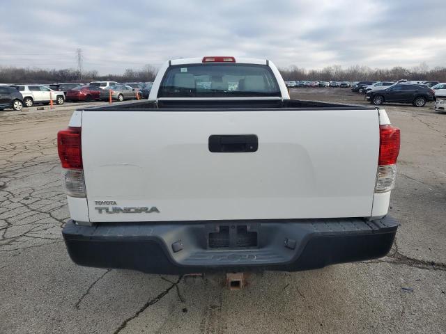 5TFCW5F10AX010173 - 2010 TOYOTA TUNDRA DOUBLE CAB SR5 WHITE photo 6