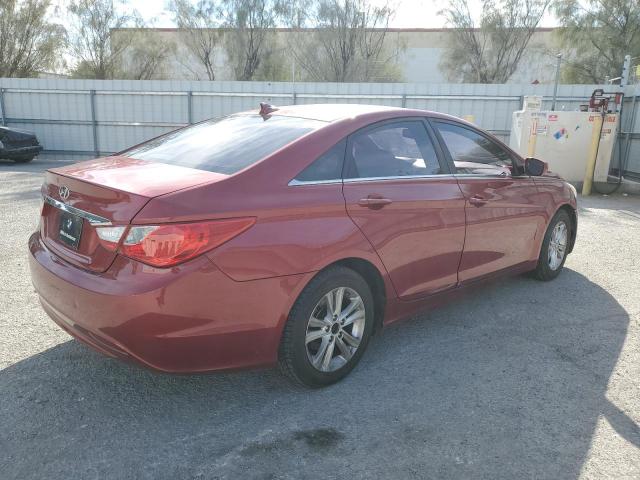 5NPEB4AC4DH669039 - 2013 HYUNDAI SONATA GLS RED photo 3