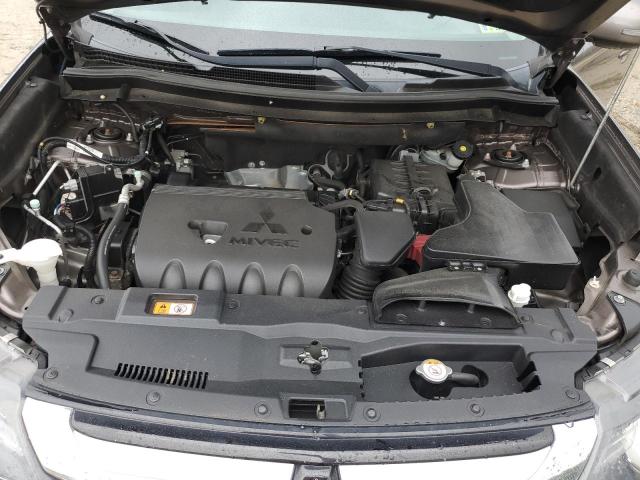 JA4AZ3A32GZ035076 - 2016 MITSUBISHI OUTLANDER SE BROWN photo 12
