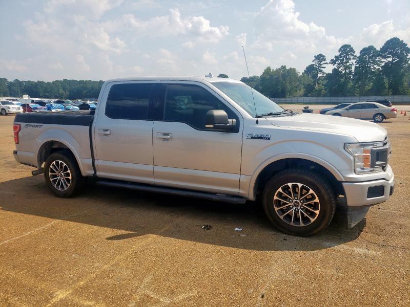 1FTEW1CP4JKC62578 - 2018 FORD F150 SUPERCREW SILVER photo 4