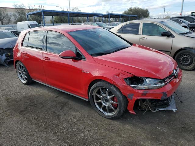 3VW6T7AU3KM009462 - 2019 VOLKSWAGEN GTI S RED photo 4