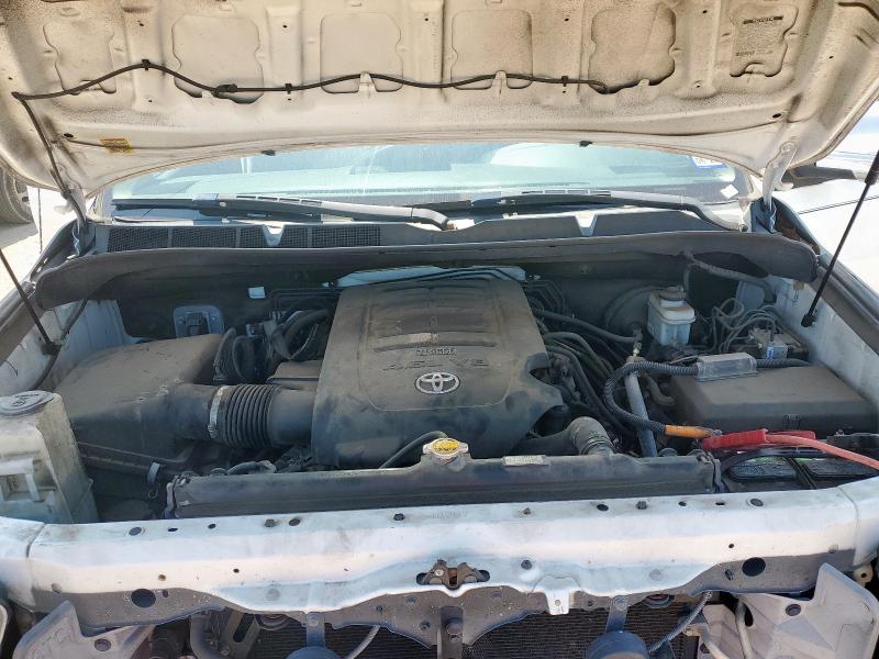 5TFRM5F18CX037446 - 2012 TOYOTA TUNDRA DOUBLE CAB SR5 WHITE photo 11
