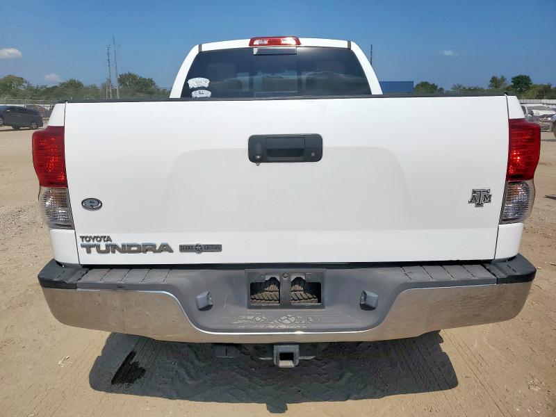 5TFRM5F18CX037446 - 2012 TOYOTA TUNDRA DOUBLE CAB SR5 WHITE photo 6