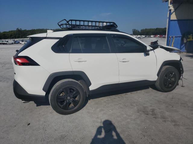 2T3W1RFV7KC012869 - 2019 TOYOTA RAV4 XLE Белый фото 3