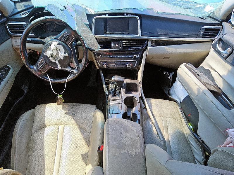 5XXGU4L3XHG141068 - 2017 KIA OPTIMA EX BLACK photo 8