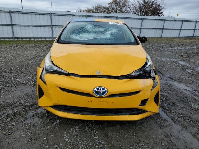 JTDKARFU2G3521590 - 2016 TOYOTA PRIUS YELLOW photo 5