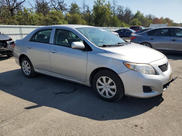 2T1BU40E19C159838 - 2009 TOYOTA COROLLA BASE 银色 照片 4