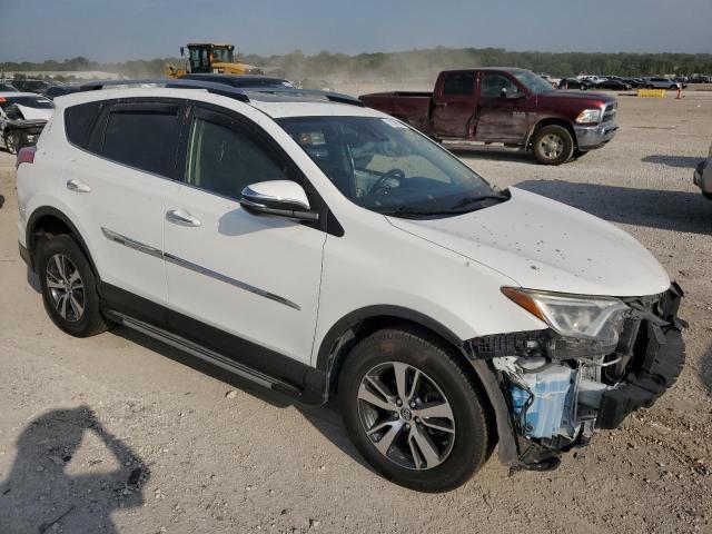 JTMRFREV0HJ135936 - 2017 TOYOTA RAV4 XLE Weiß Foto 4