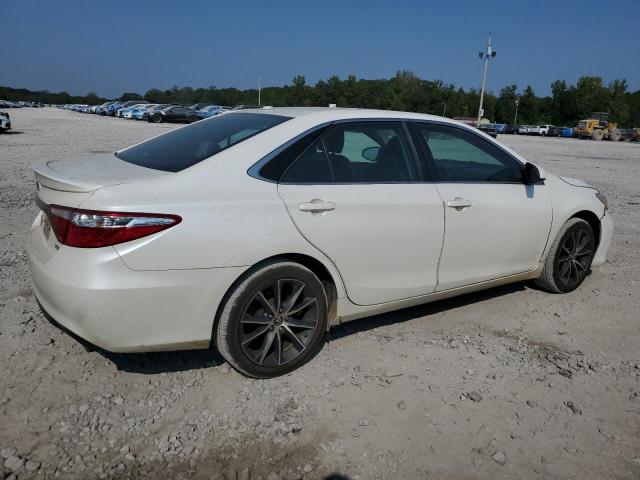 4T1BF1FK5HU350973 - 2017 TOYOTA CAMRY LE თეთრი ფოტო 3