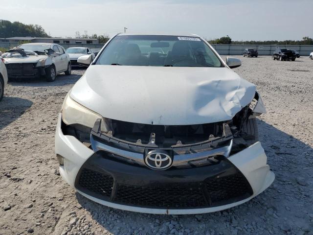4T1BF1FK5HU350973 - 2017 TOYOTA CAMRY LE თეთრი ფოტო 5