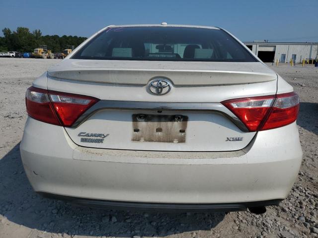 4T1BF1FK5HU350973 - 2017 TOYOTA CAMRY LE თეთრი ფოტო 6