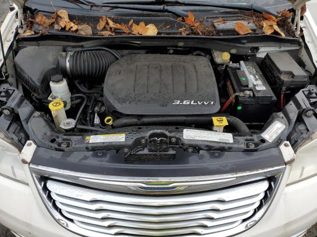 2A4RR5DGXBR796664 - 2011 CHRYSLER TOWN & COU TOURING თეთრი ფოტო 12
