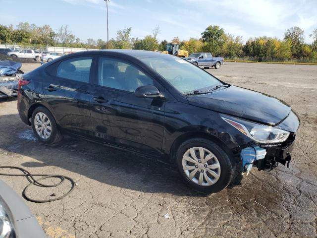 3KPC24A38KE039940 - 2019 HYUNDAI ACCENT SE შავი ფოტო 4