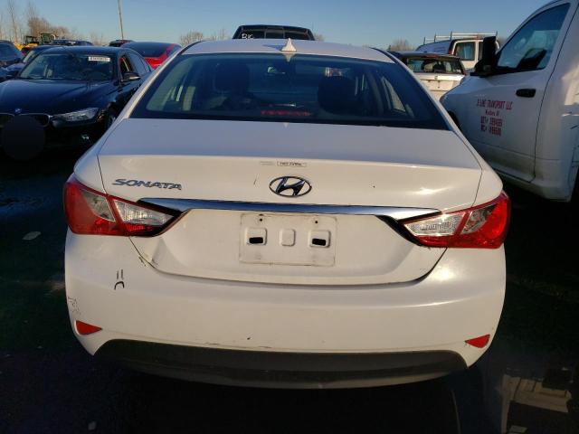 5NPEB4AC4EH853592 - 2014 HYUNDAI SONATA GLS WHITE photo 6