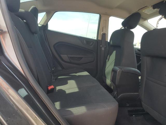 3FADP4BJ2JM106626 - 2018 FORD FIESTA SE GRAY photo 10