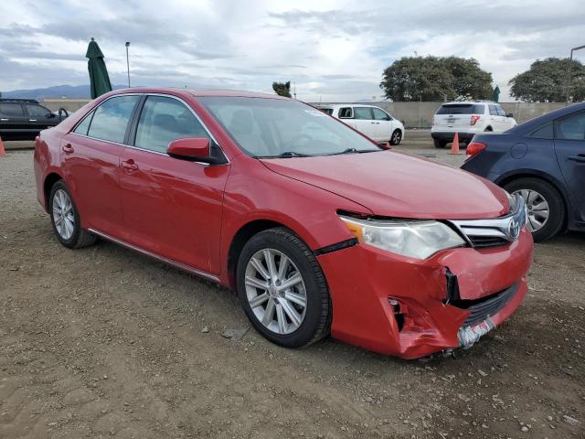 4T1BF1FK6EU853715 - 2014 TOYOTA CAMRY L RED photo 4