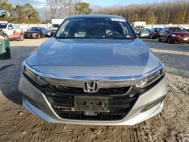 1HGCV1F18JA238163 - 2018 HONDA ACCORD LX SILVER photo 5