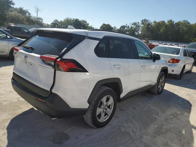 2T3P1RFV6LC125623 - 2020 TOYOTA RAV4 XLE WHITE photo 3