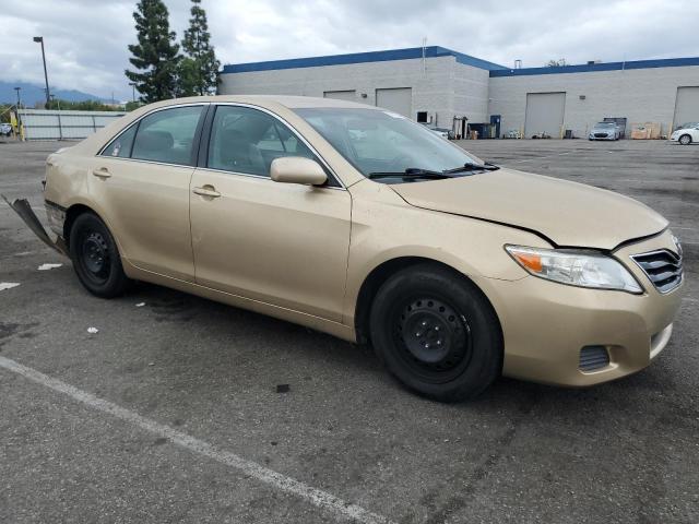 4T1BF3EK2AU109780 - 2010 TOYOTA CAMRY BASE GOLD photo 4