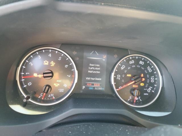 JTMP1RFV6KD023247 - 2019 TOYOTA RAV4 XLE 白色 照片 9