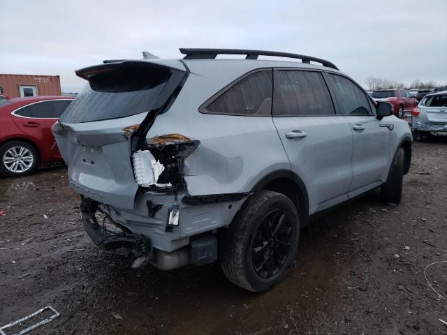 5XYRLDLC0NG092191 - 2022 KIA SORENTO S GRAY photo 3