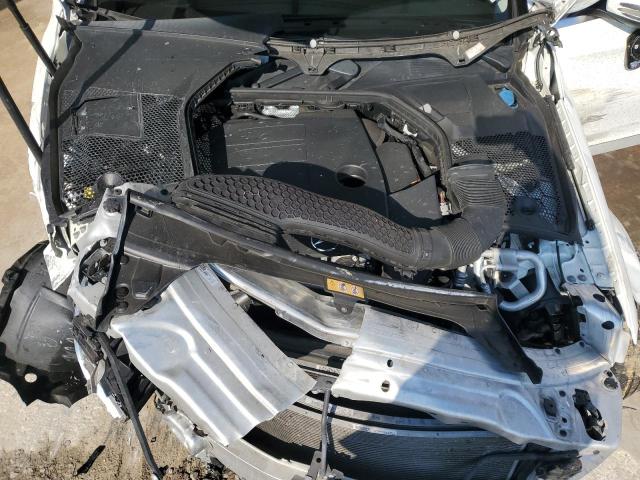55SWF8DB0KU291475 - 2019 MERCEDES-BENZ C 300 Weiß Foto 11