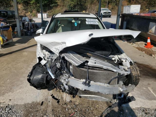 55SWF8DB0KU291475 - 2019 MERCEDES-BENZ C 300 Weiß Foto 5