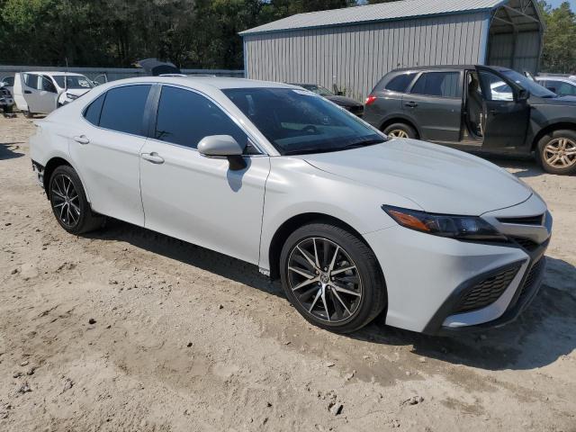 4T1T11AK2PU175980 - 2023 TOYOTA CAMRY SE NIGHT SHADE BEIGE photo 4