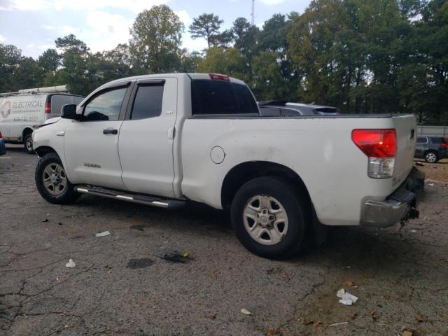 5TFRU5F10BX025158 - 2011 TOYOTA TUNDRA DOUBLE CAB SR5 WHITE photo 2