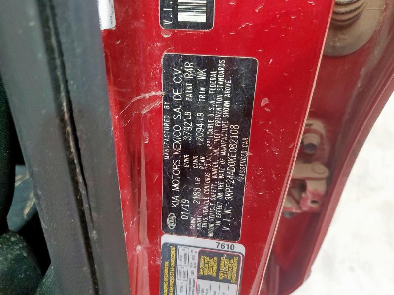 3KPF24AD0KE082108 - 2019 KIA FORTE FE RED photo 12