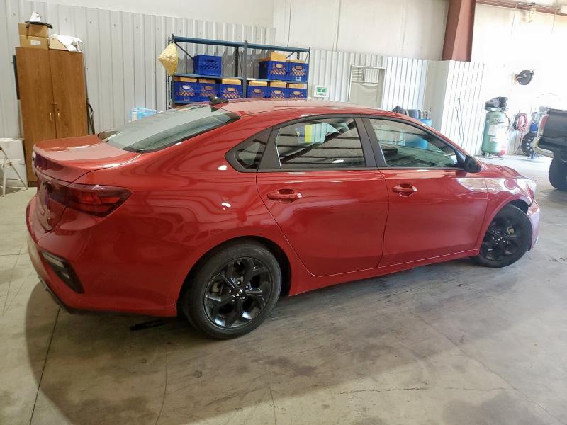 3KPF24AD0KE082108 - 2019 KIA FORTE FE RED photo 3