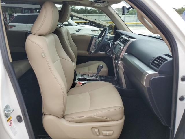 JTEZU5JR5K5198159 - 2019 TOYOTA 4RUNNER SR5 თეთრი ფოტო 7